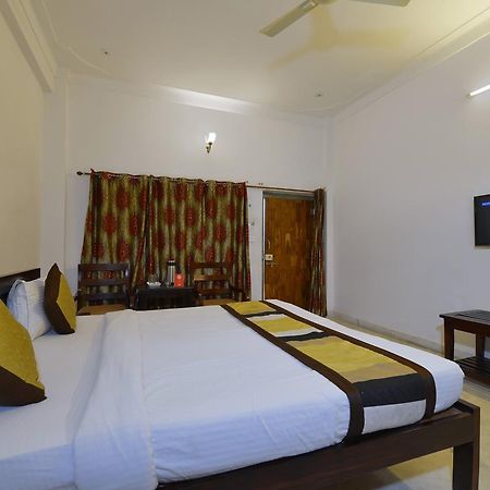 Oyo 1159 Hotel Chandra Prakash Udaipur Luaran gambar