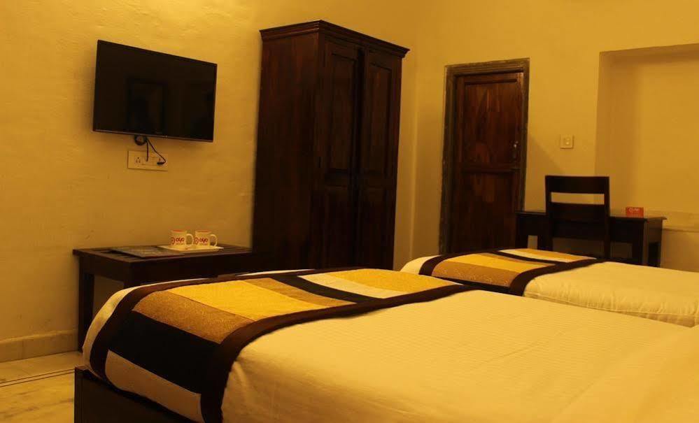 Oyo 1159 Hotel Chandra Prakash Udaipur Luaran gambar