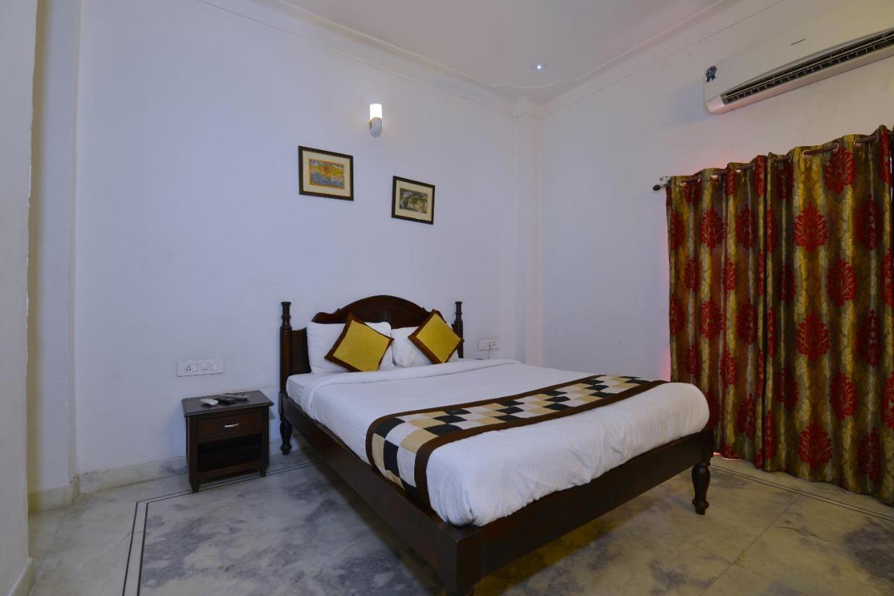 Oyo 1159 Hotel Chandra Prakash Udaipur Luaran gambar